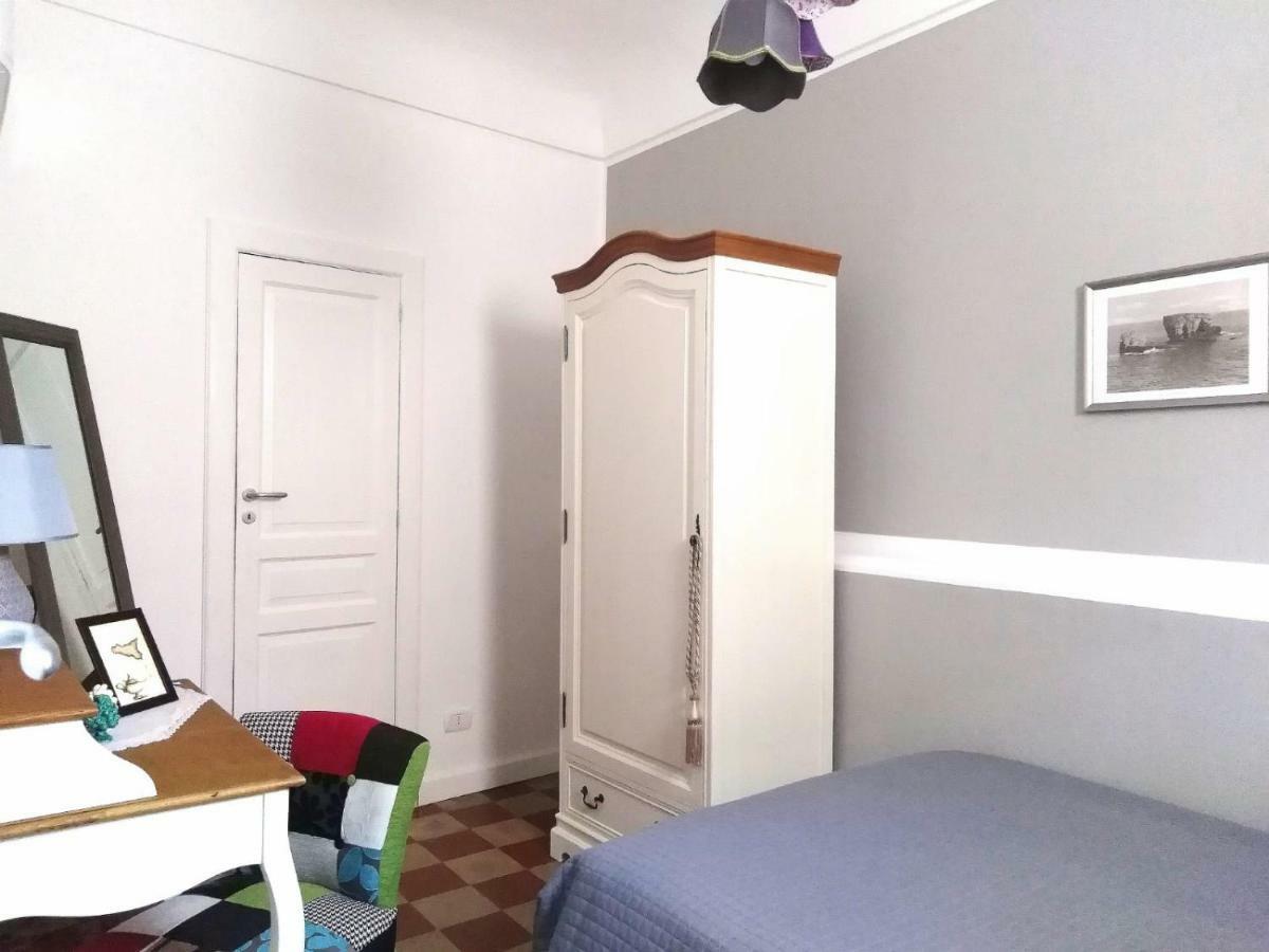 Residenza Ponente Bed & Breakfast Syracuse Exterior photo